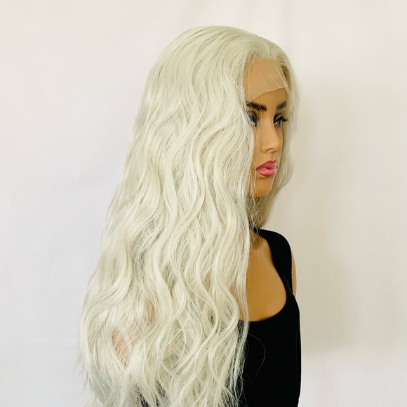 Very Pretty 24” Platinum Blonde 13x2.5 Lace Front Premium Fiber Wig - Picture 11 of 16